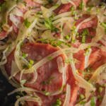 Calabresa Acebolada